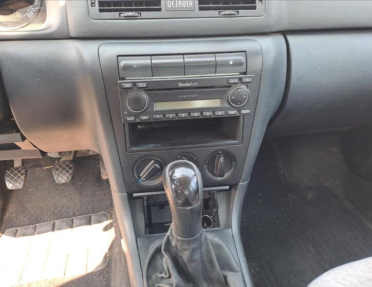Škoda Octavia Liftback 1,6 l 75 kw