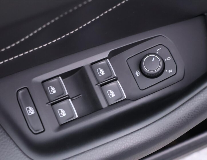 Volkswagen Passat Kombi 2,0 l 110 kw