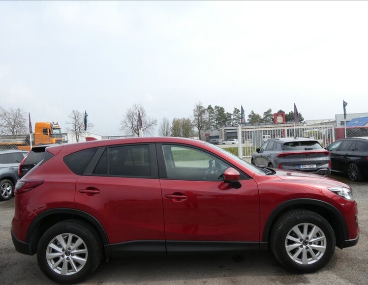 Mazda CX-5 SUV / Terénní 2,0 l 121 kw