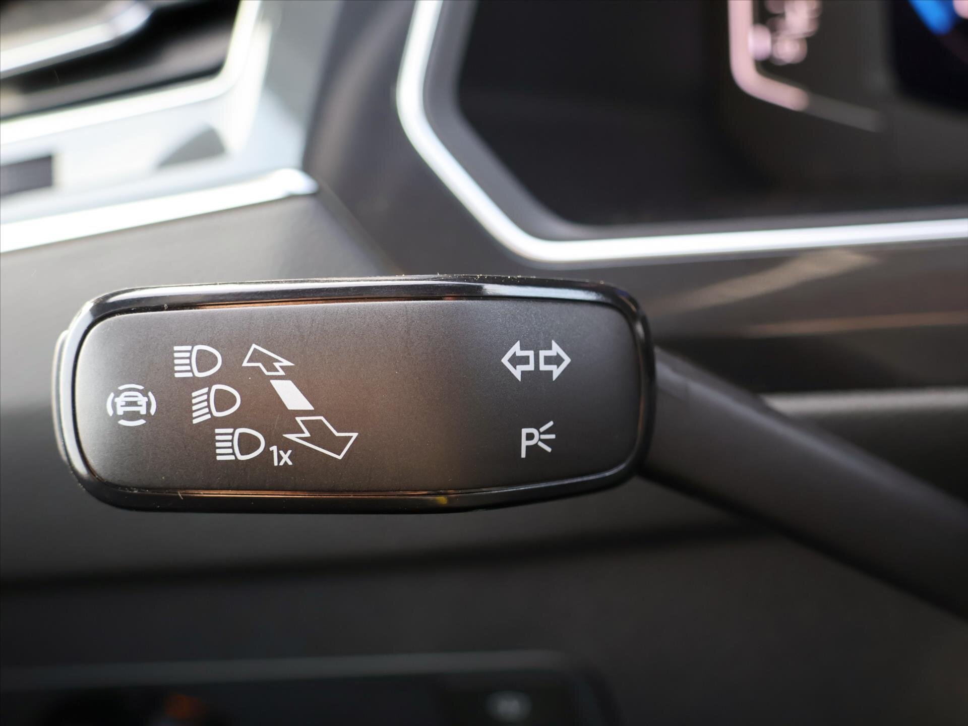 Volkswagen Tiguan Allspace SUV / Terénní 2,0 l 147 kw