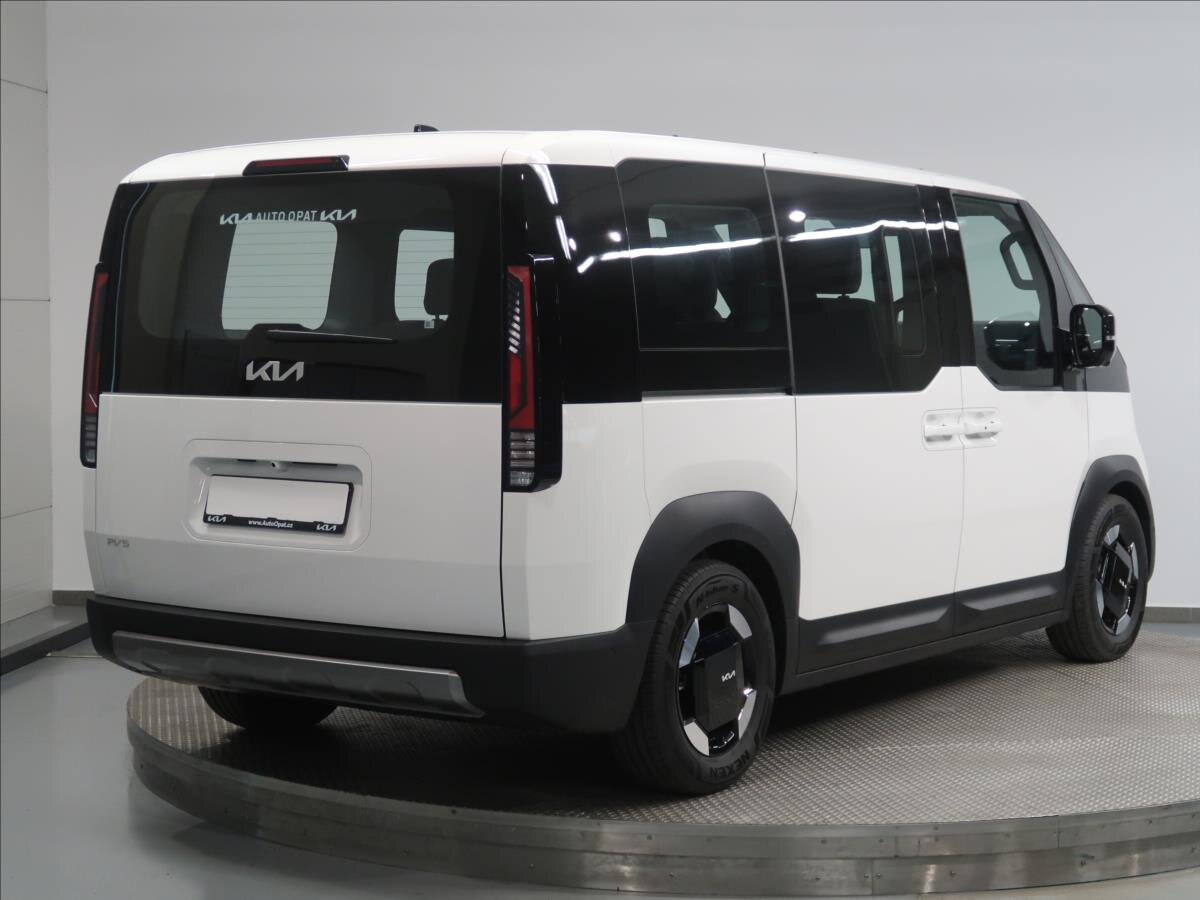 KIA PV5