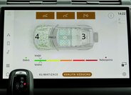 Land Rover Defender 23