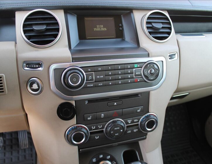 Land Rover Discovery SUV / Terénní 3,0 l 155 kw