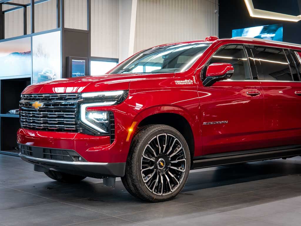 Chevrolet Suburban SUV 6,2 l 313 kw