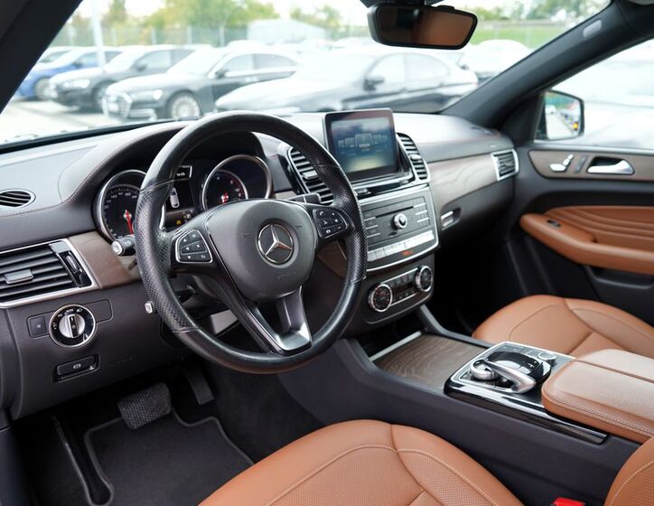 Mercedes-Benz GLE 26