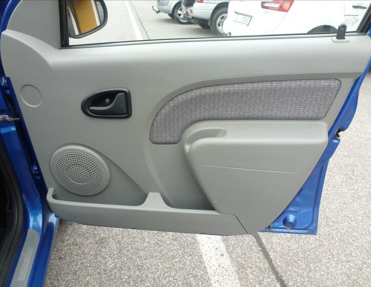 Dacia Logan Sedan / Limuzína 1,6 l 64 kw