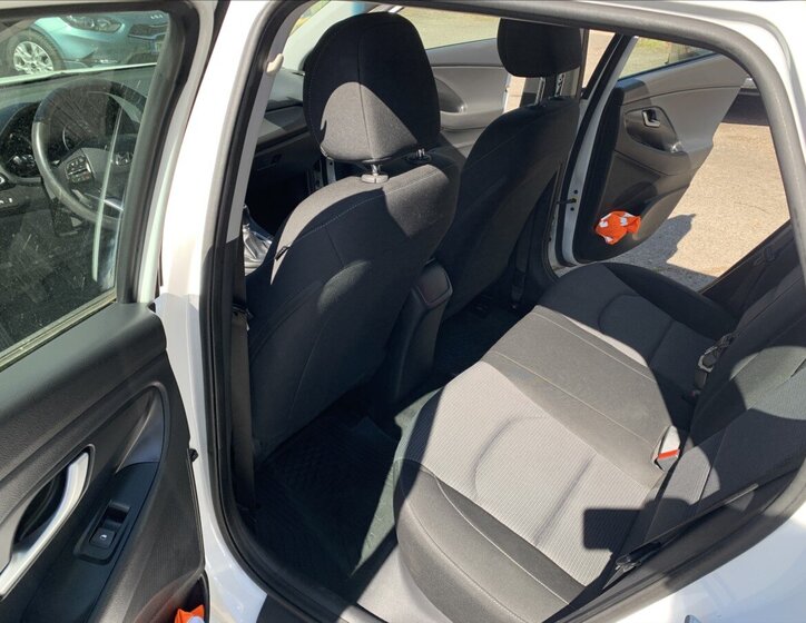 Hyundai i30 Kombi 1,6 l 81 kw
