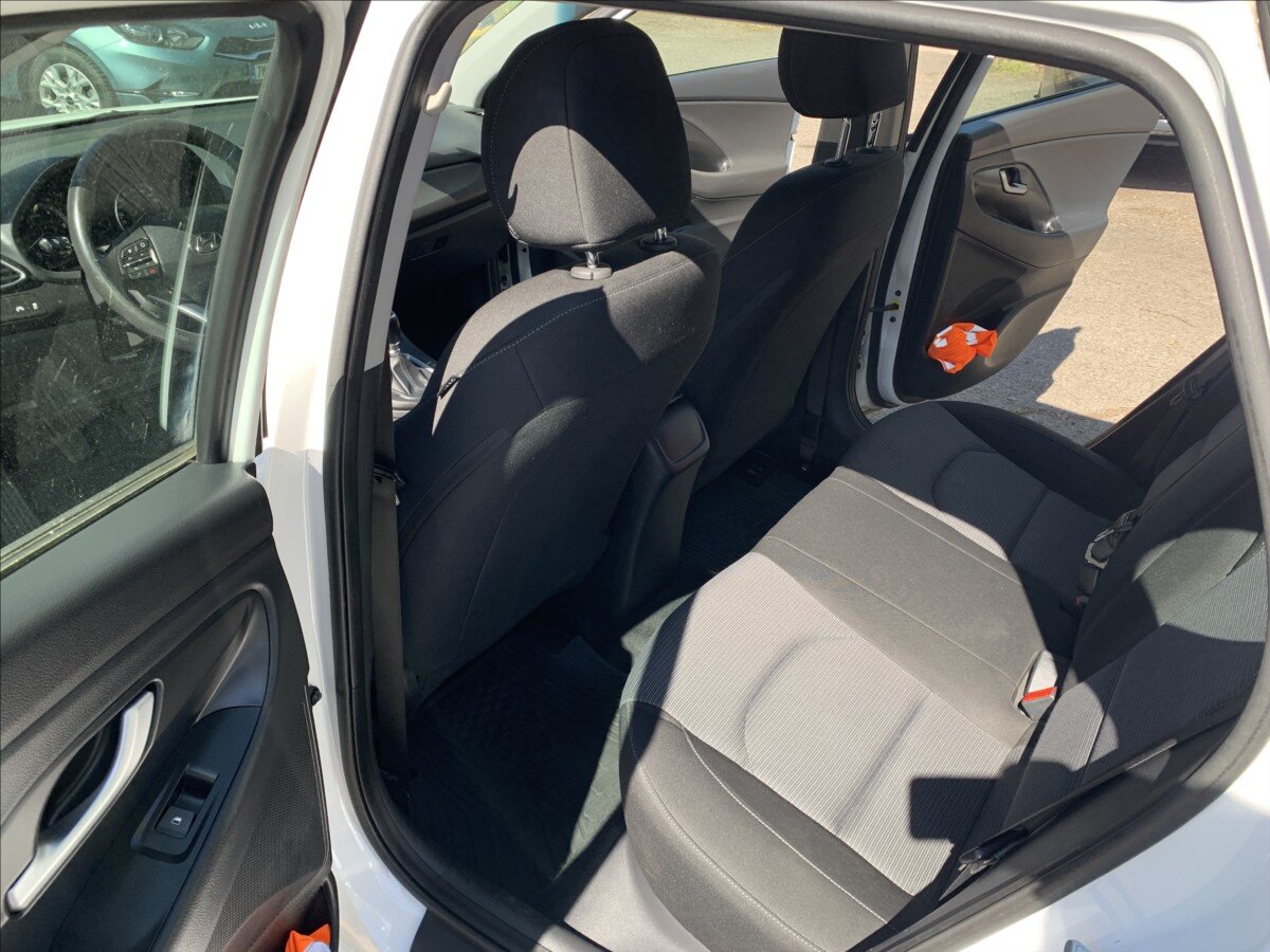 Hyundai i30 Kombi 1,6 l 81 kw