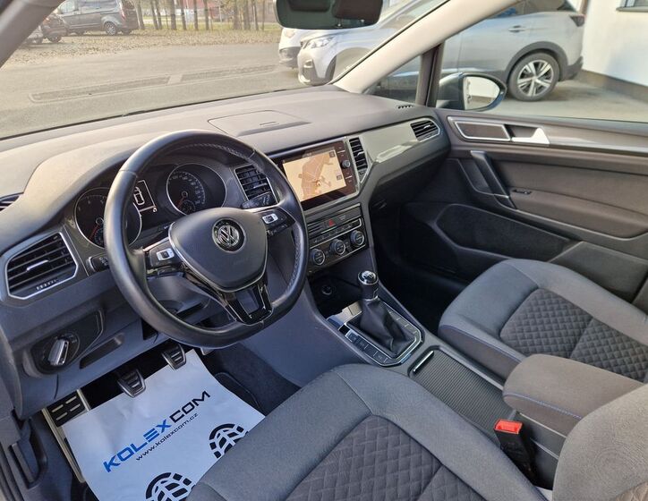 Volkswagen Golf Sportsvan 11