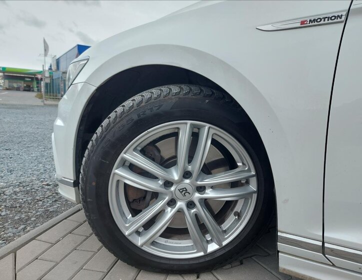 Volkswagen Passat 51