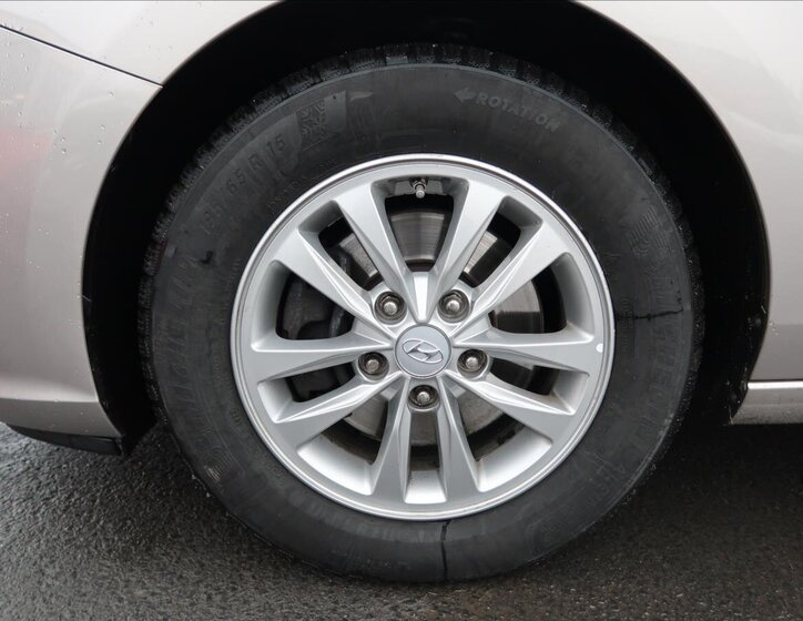 Hyundai i30 Hatchback 998,0 88 kw