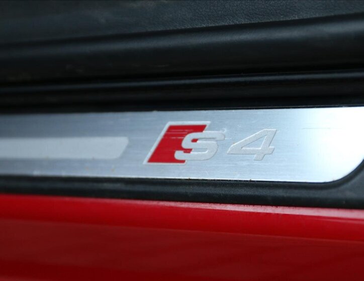 Audi S4 49