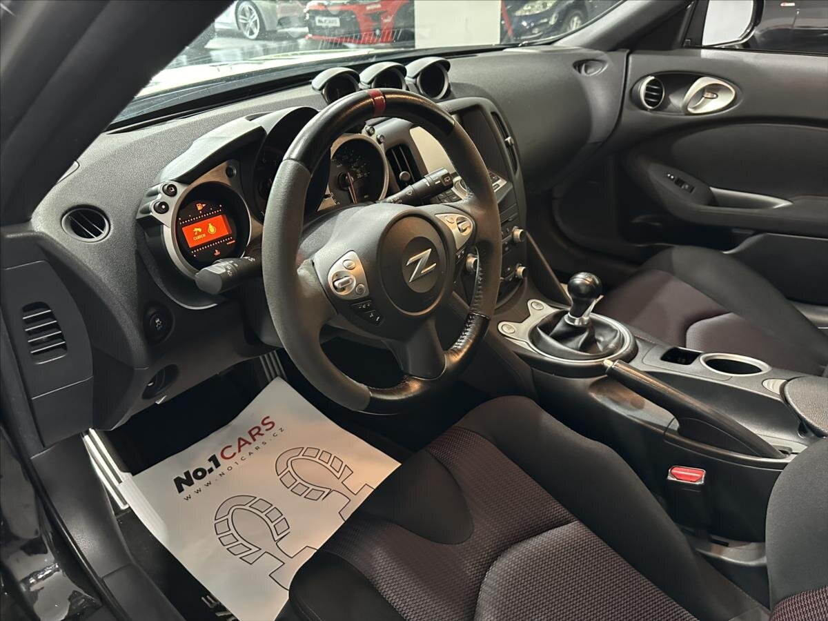 Nissan 370 Z