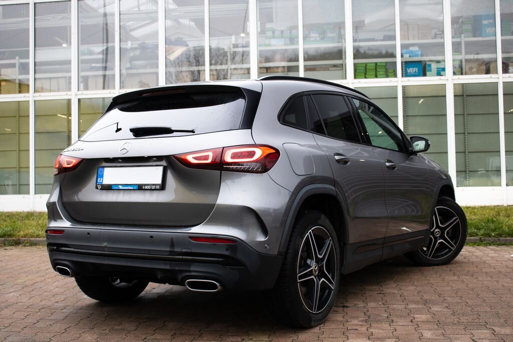Mercedes-Benz GLA