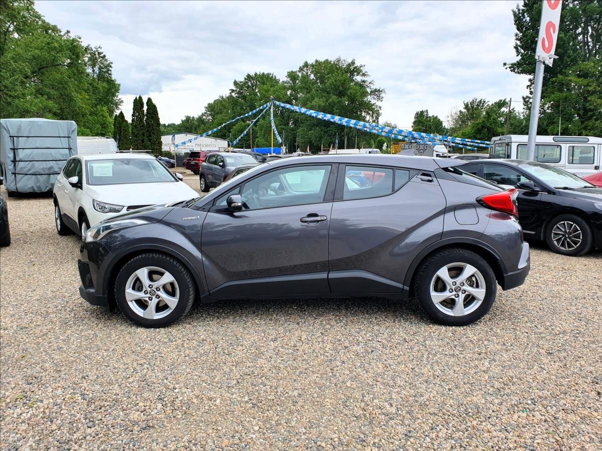 Toyota C-HR Hatchback 1,8 l 72 kw