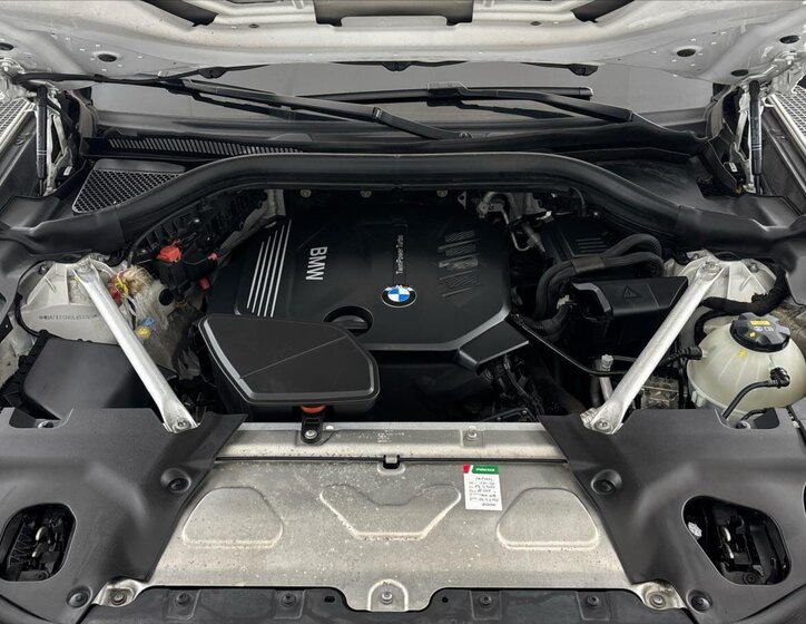 BMW X3 SUV / Terénní 2,0 l 140 kw