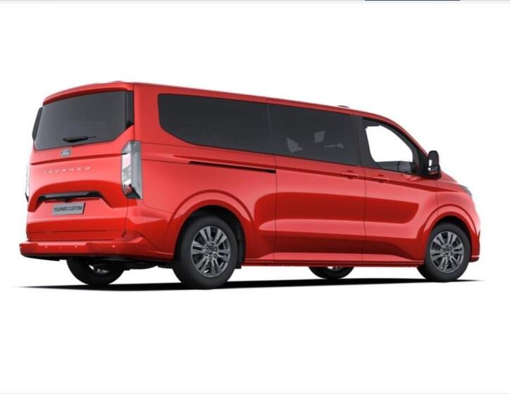 Ford Tourneo Custom 3