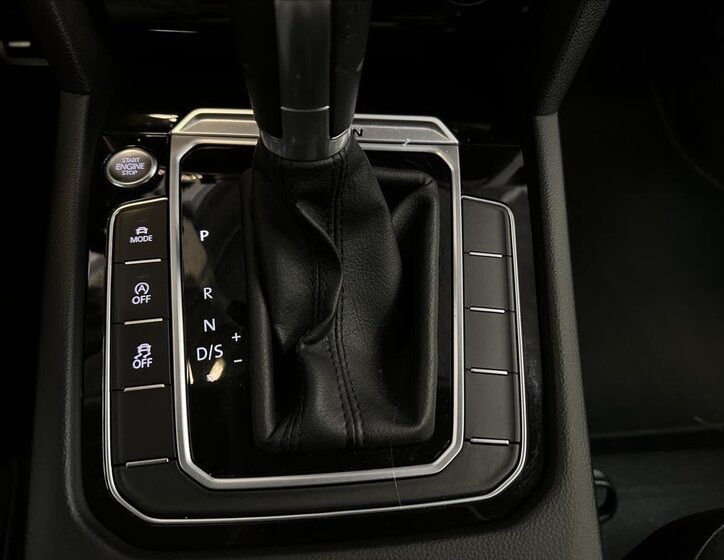 Volkswagen Arteon Liftback 2,0 l 176 kw