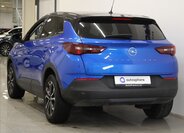 Opel Grandland SUV / Terénní 1,2 l 96 kw