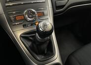 Toyota Auris 11