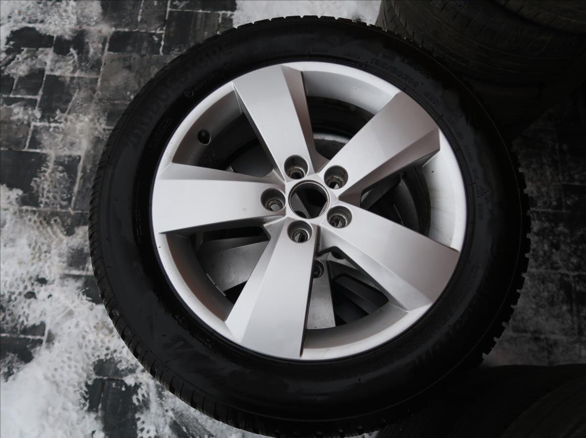 Škoda Scala Hatchback 999,0 85 kw