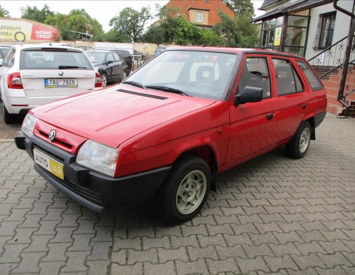 Škoda Forman Kombi 1,3 l 43 kw