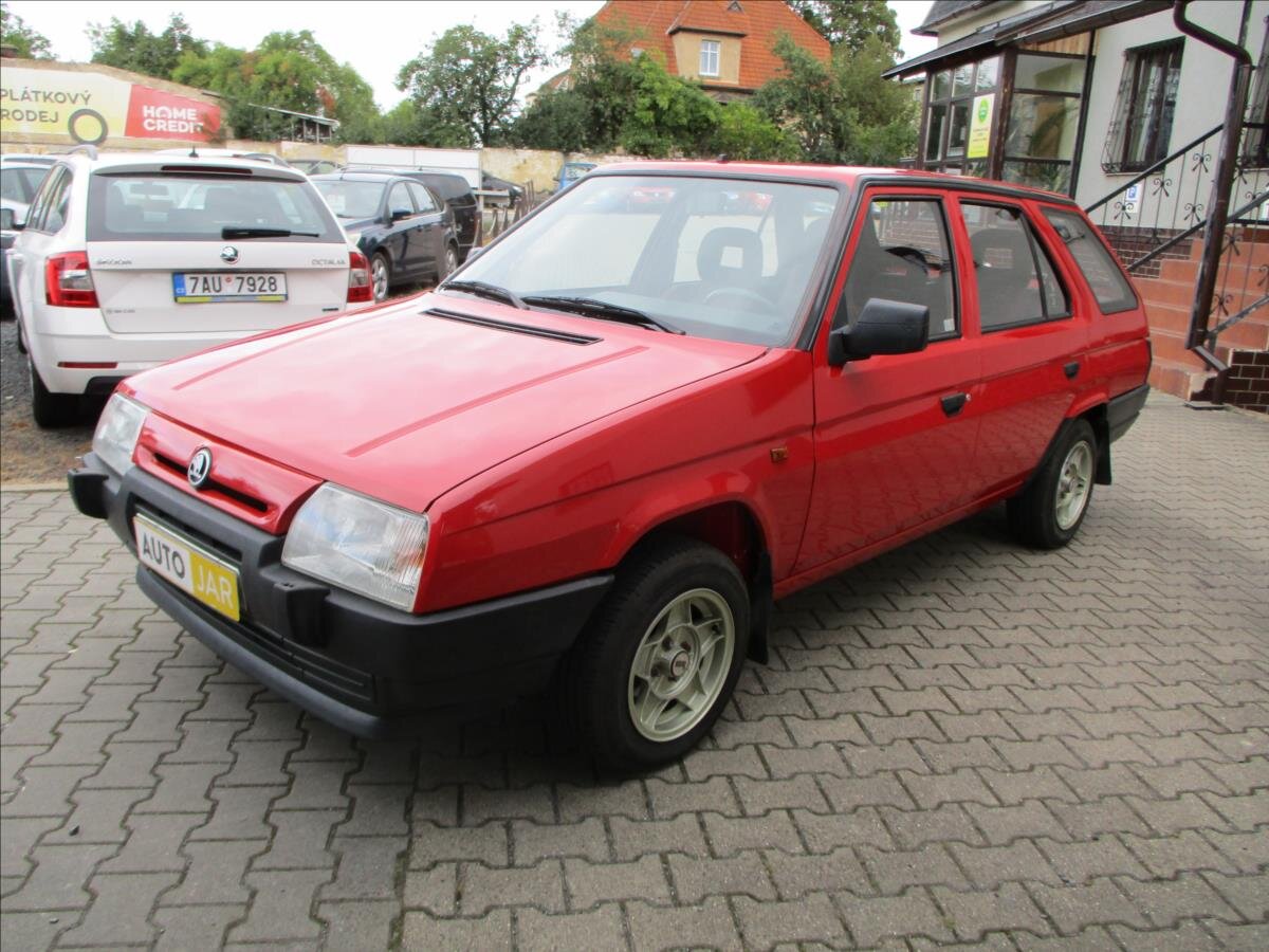 Škoda Forman Kombi 1,3 l 43 kw