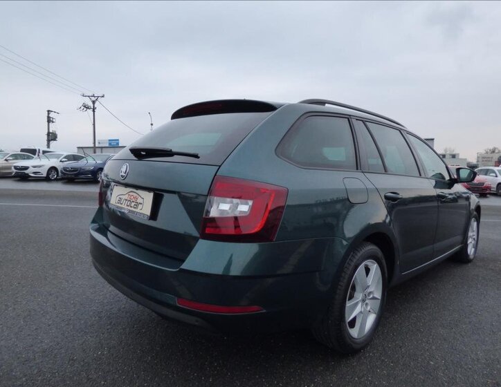 Škoda Octavia Kombi 2,0 l 110 kw