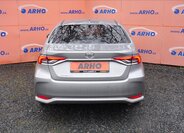 Toyota Corolla Sedan / Limuzína 1,6 l 97 kw