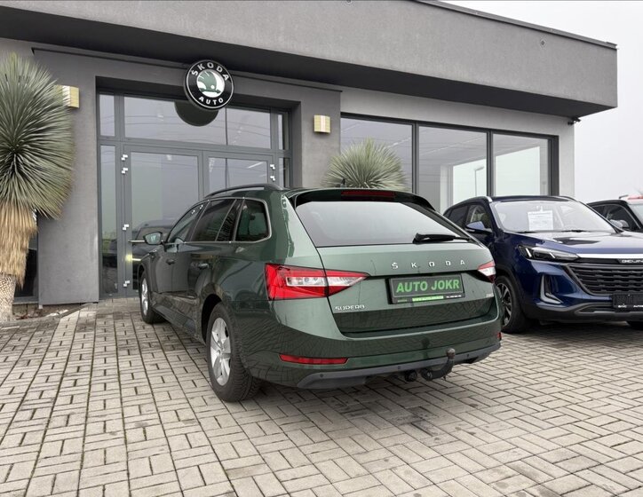 Škoda Superb Kombi 2,0 l 110 kw