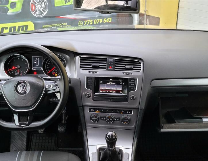 Volkswagen Golf 35