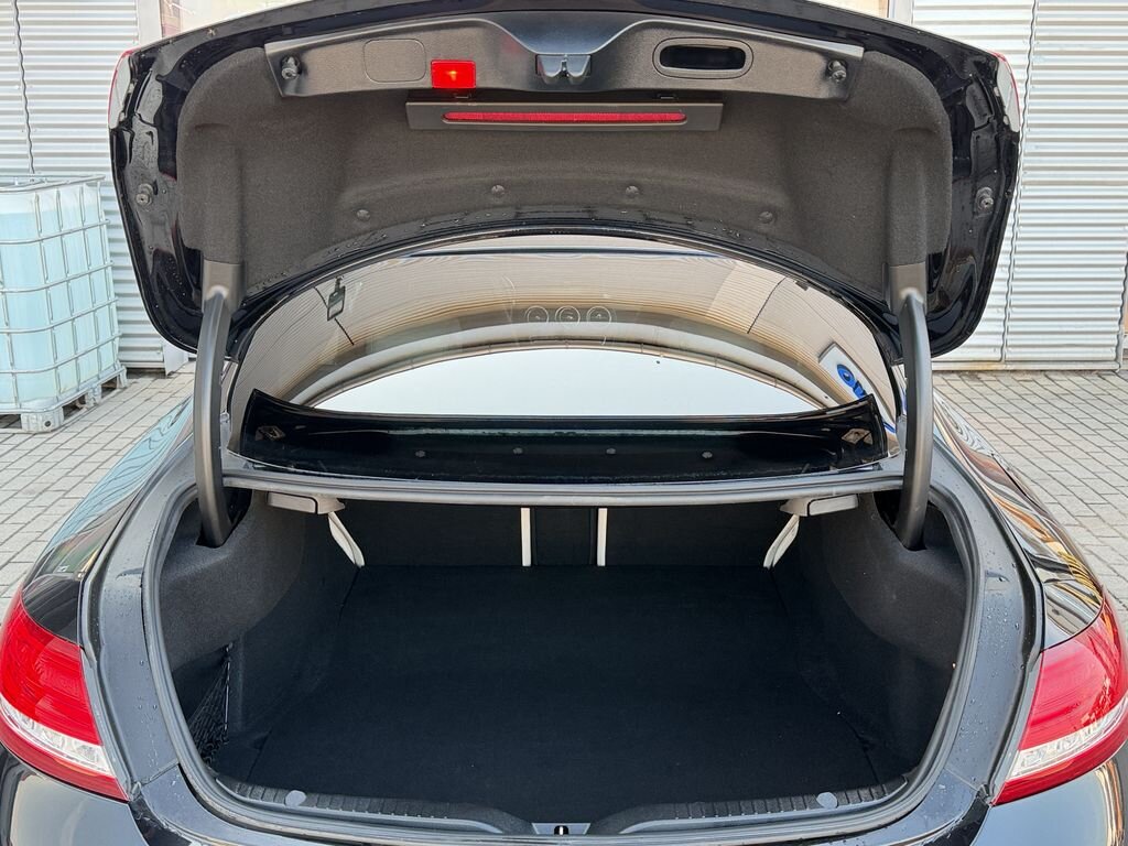 Mercedes-Benz Třídy C Kupé 2,1 l 150 kw