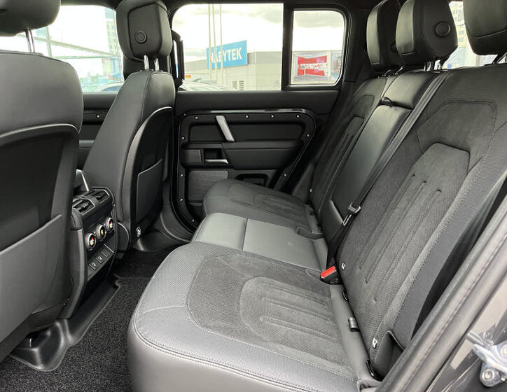 Land Rover Defender SUV 5,0 l 386 kw