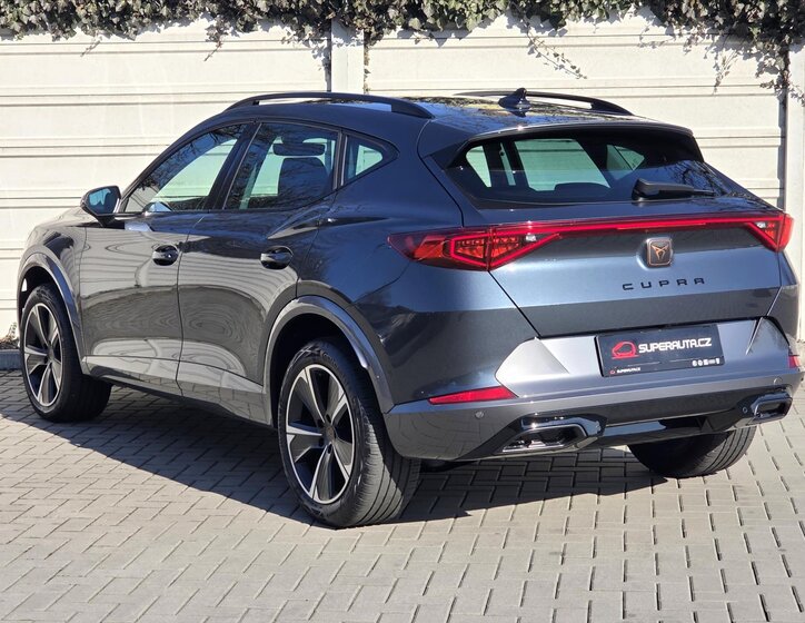 Cupra Formentor SUV / Terénní 2,0 l 140 kw
