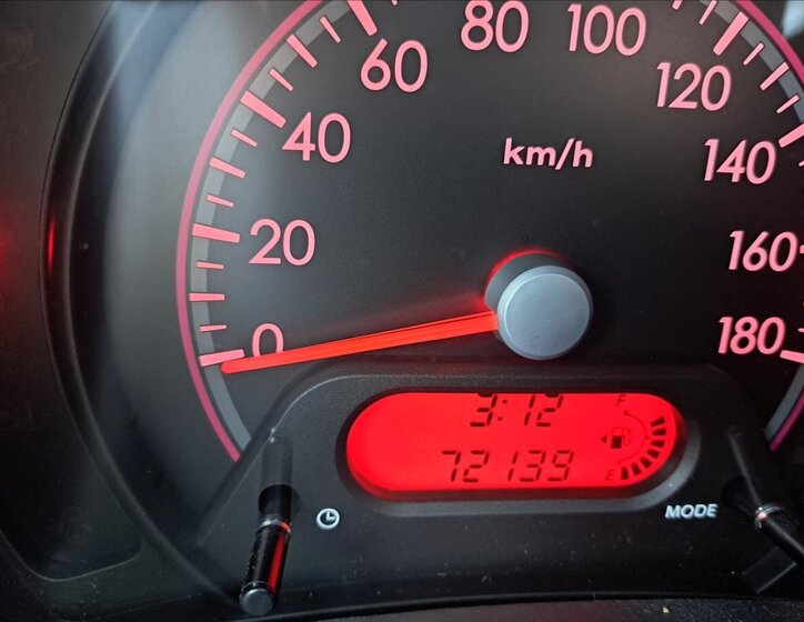 Suzuki Alto Hatchback 996,0 50 kw