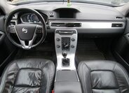 Volvo XC70 Kombi 2,4 l 158 kw