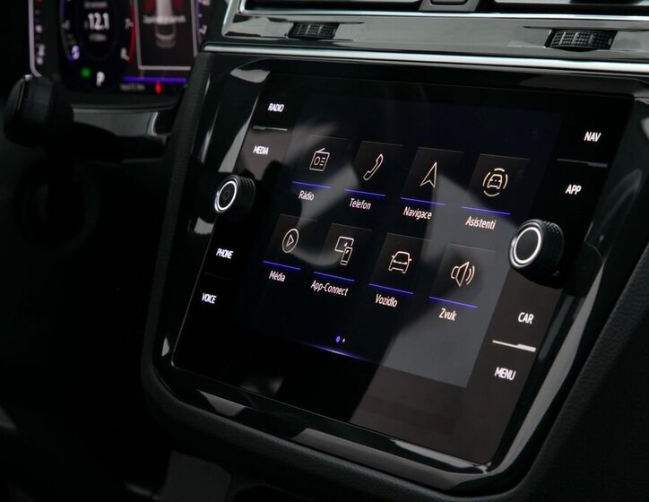 Volkswagen Tiguan SUV 2,0 l 235 kw