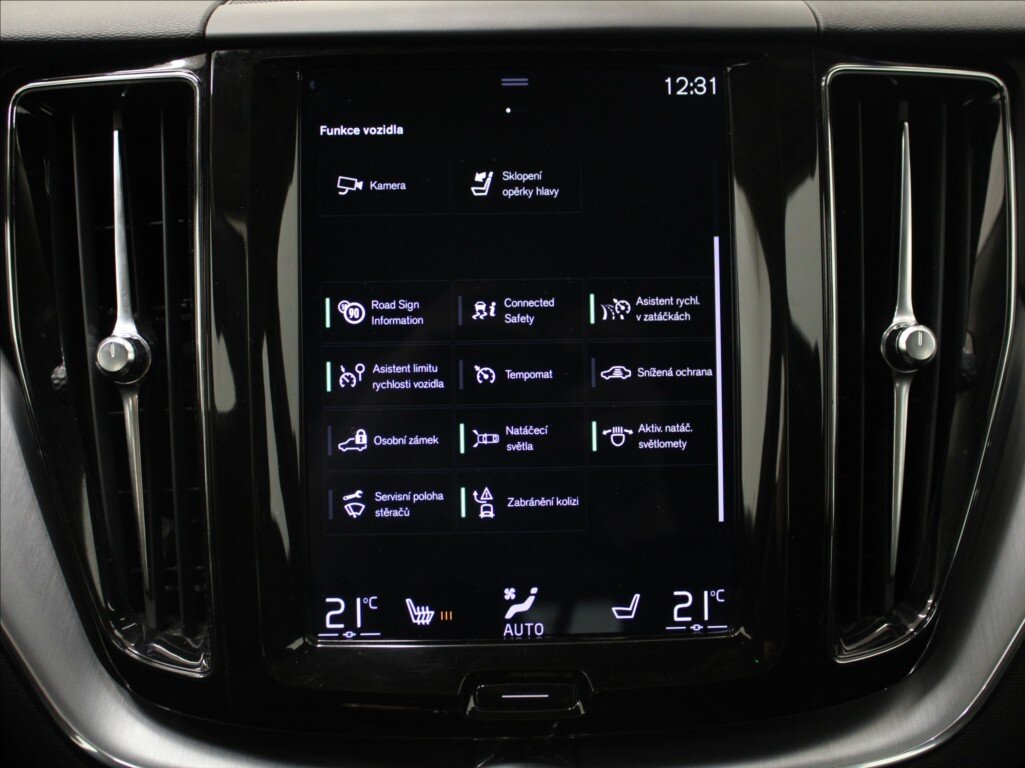 Volvo XC60 SUV / Terénní 2,0 l 184 kw