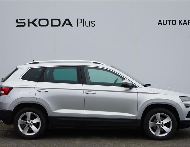 Škoda Karoq SUV 1,5 l 110 kw