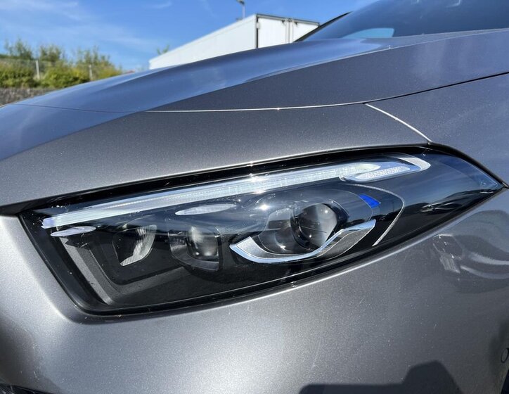 Mercedes-Benz Třídy A Hatchback 1,3 l 120 kw