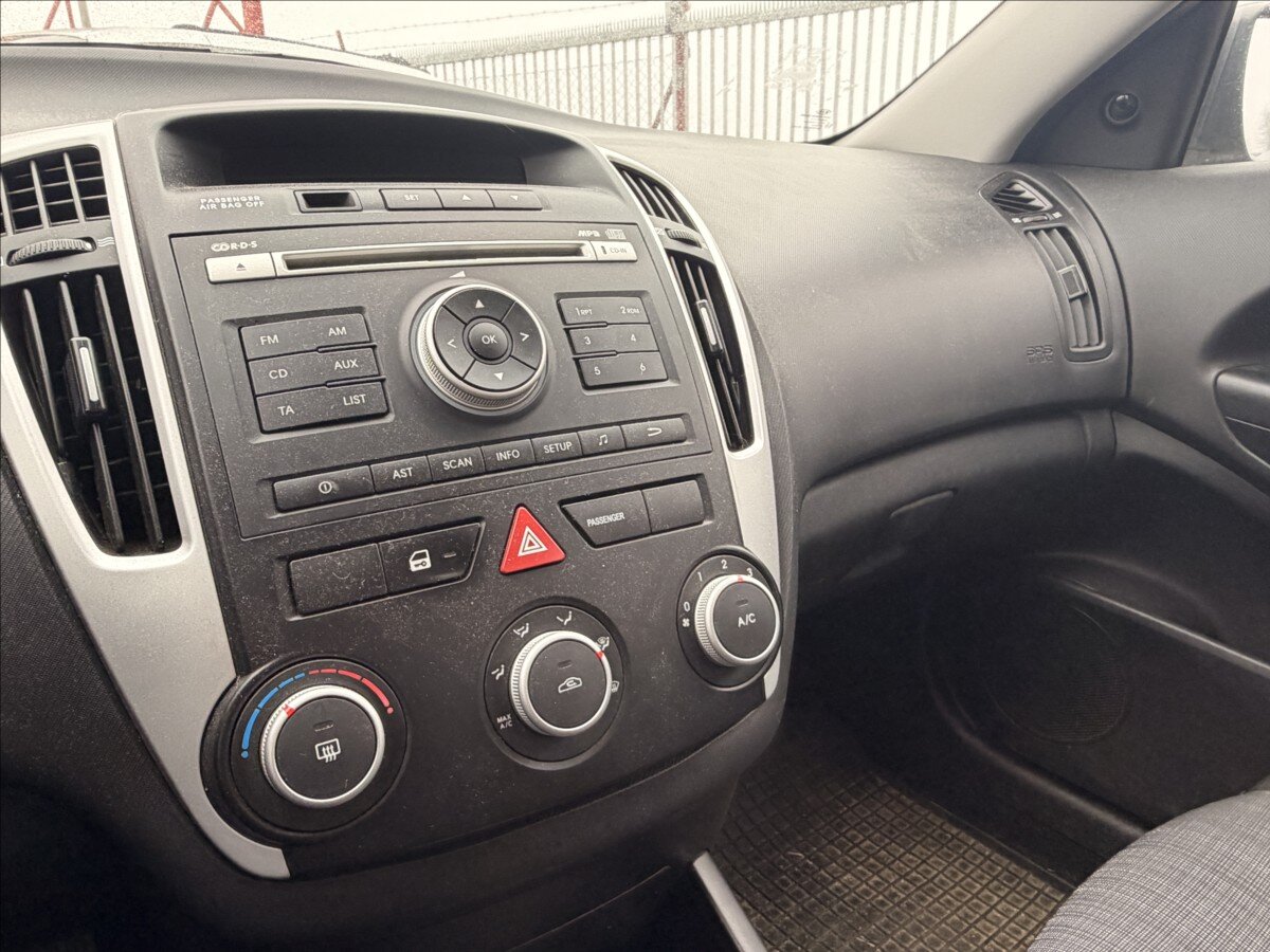 KIA Ceed Kombi 1,4 l 66 kw