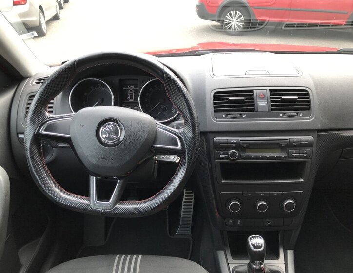 Škoda Yeti SUV / Terénní 1,4 l 90 kw