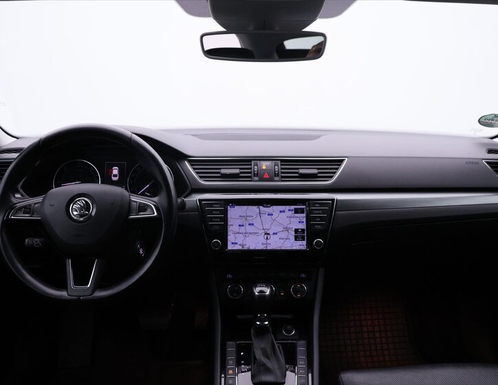 Škoda Superb Liftback 2,0 l 140 kw