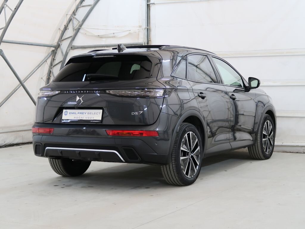 DS Automobiles DS7 Crossback