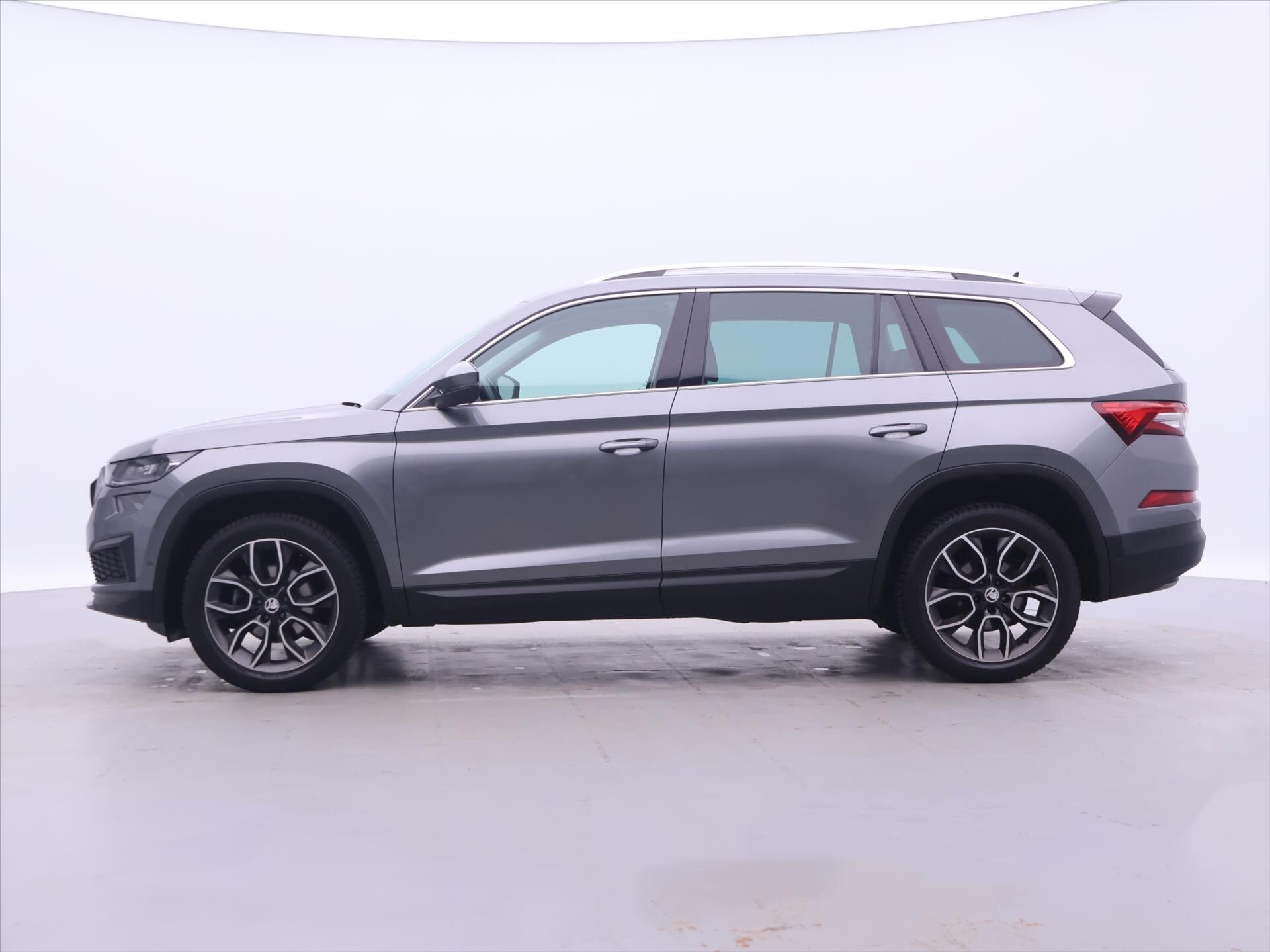 Škoda Kodiaq SUV / Terénní 1,5 l 110 kw