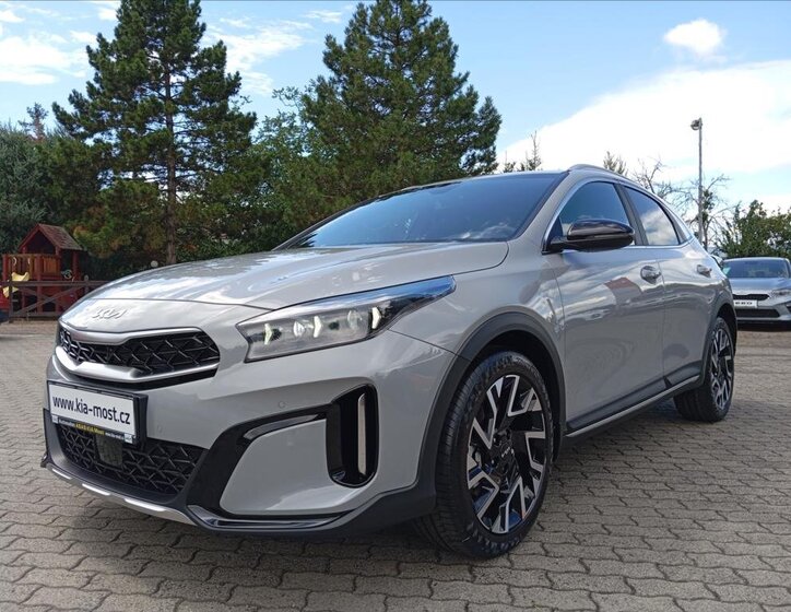 KIA XCeed 4