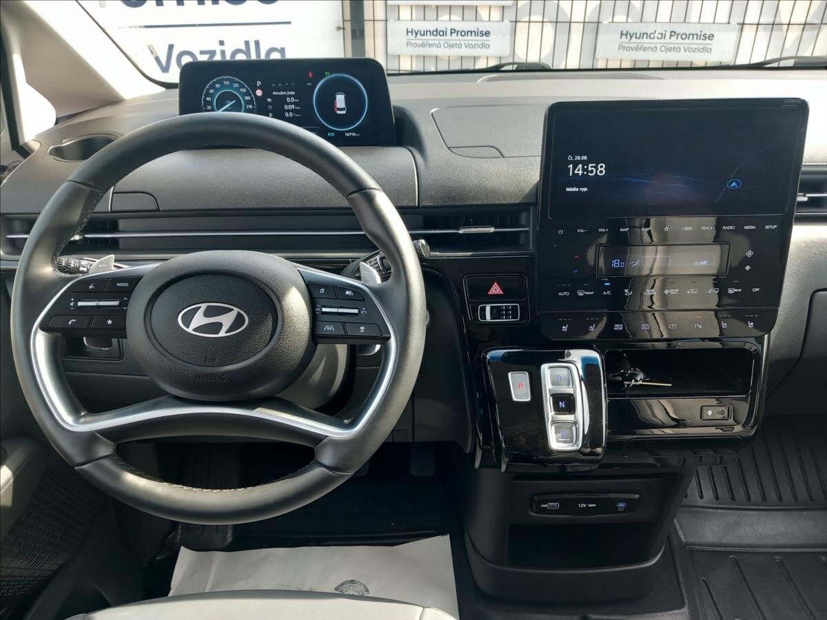 Hyundai Staria VAN-Minibus 1,6 l 117 kw