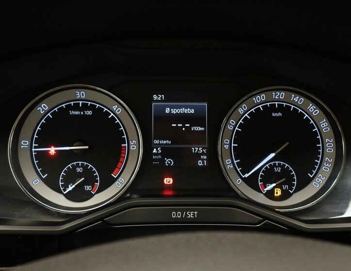 Škoda Superb Kombi 2,0 l 110 kw