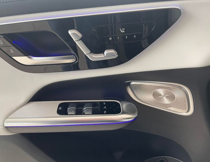 Mercedes-Benz GLC 10