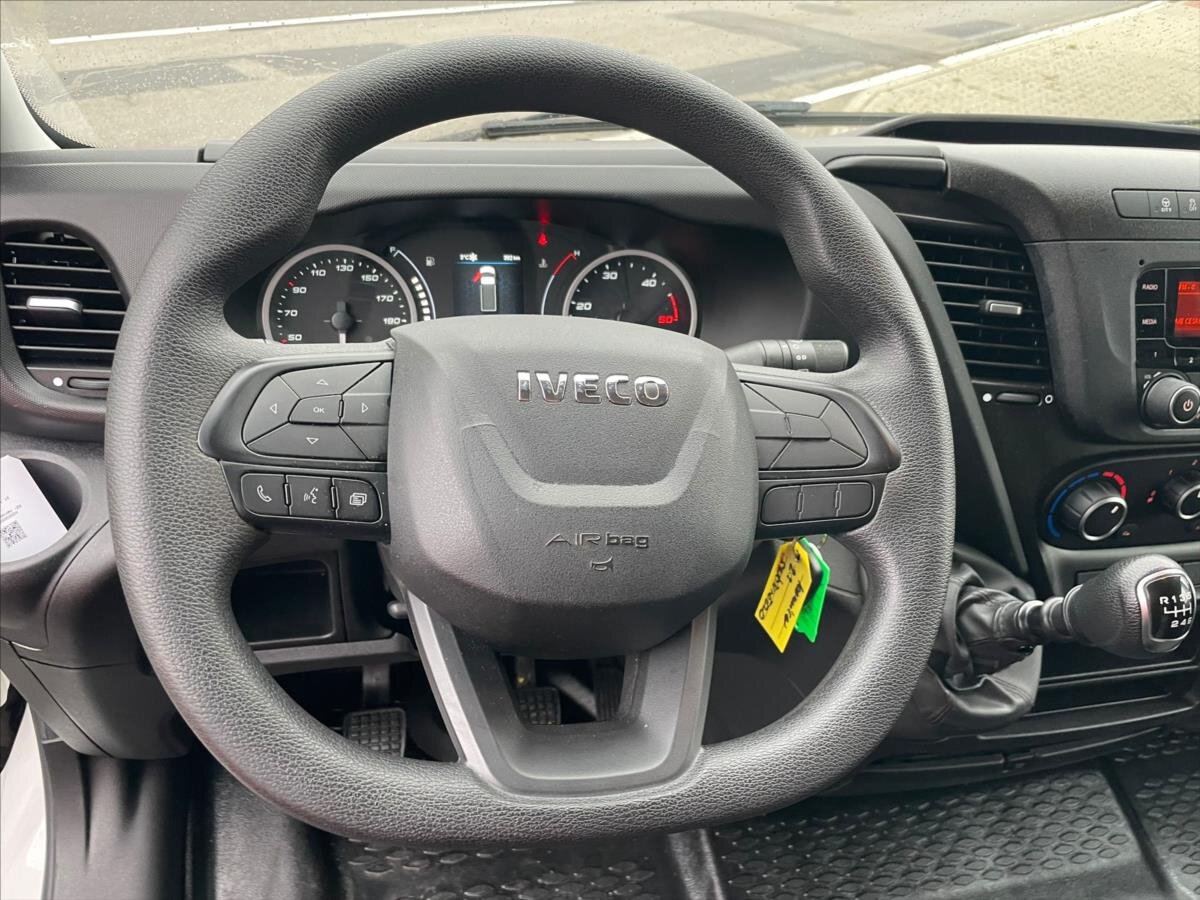 Iveco Daily Skříň 2,3 l 0